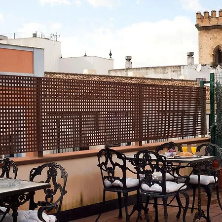 Corral De Chicharos Apartment Seville